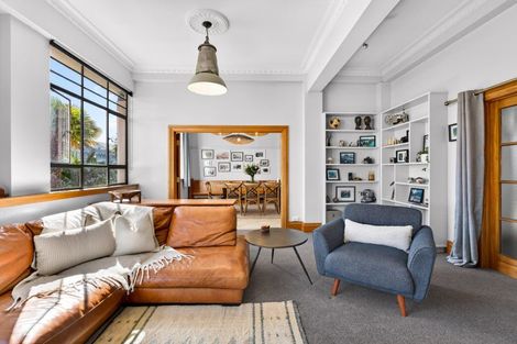 Photo of property in 153 Emerson Street, Napier South, Napier, 4110