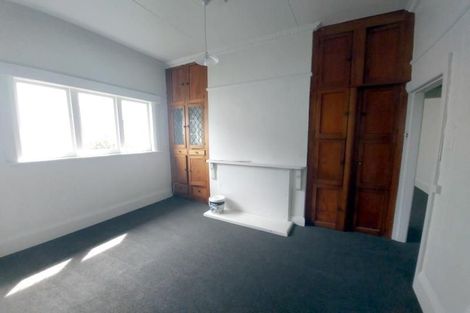 Photo of property in 8 Roxburgh Grove, Petone, Lower Hutt, 5012