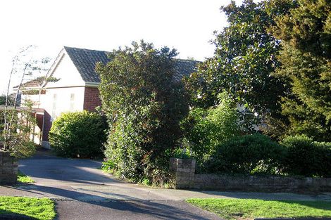 Photo of property in 64 Savage Crescent, West End, Palmerston North, 4412