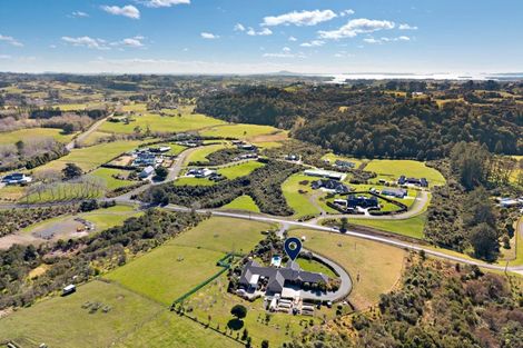 Photo of property in 35 Polo Lane, Whitford, Manurewa, 2576