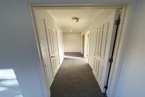 Photo of property in 19 Ballymore Drive, Pinehill, Auckland, 0632