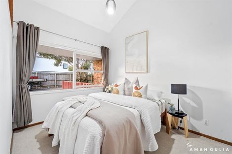 Photo of property in 2/53 Margan Avenue, New Lynn, Auckland, 0600