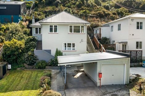 Photo of property in 51 Jackson Street, Island Bay, Wellington, 6023