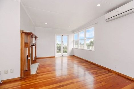 Photo of property in 8 Valonia Street, New Windsor, Auckland, 0600