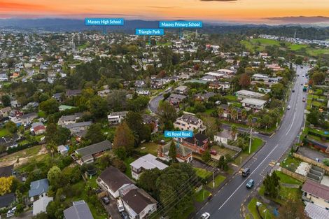 Photo of property in 41 Royal Road, Massey, Auckland, 0614