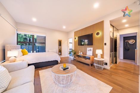 Photo of property in 22 Mount Marua Drive, Timberlea, Upper Hutt, 5018