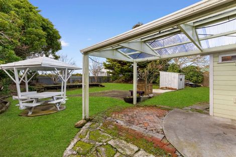 Photo of property in 30 Gloag Street, Waverley, 4510