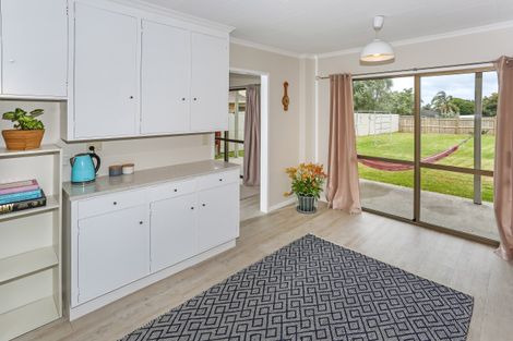 Photo of property in 84 Wharf Road, Clarks Beach, Pukekohe, 2679