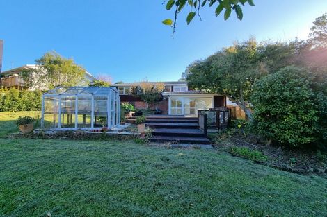 Photo of property in 10 Linley Place, Hillcrest, Auckland, 0627