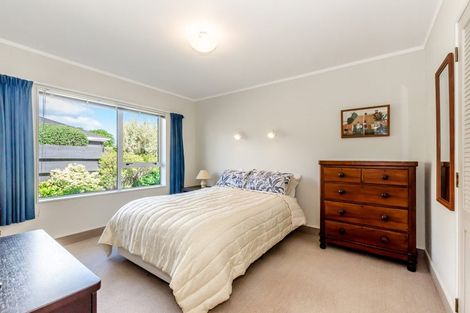 Photo of property in 26 Awanui Drive, Waikanae, 5036