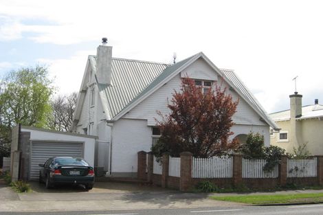Photo of property in 90 Vivian Street, New Plymouth, 4310