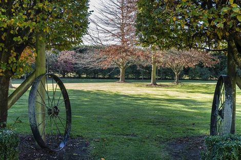 Photo of property in 1499 Tram Road, Swannanoa, Rangiora, 7475