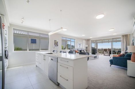 Photo of property in 48 Panorama Heights, Orewa, 0931