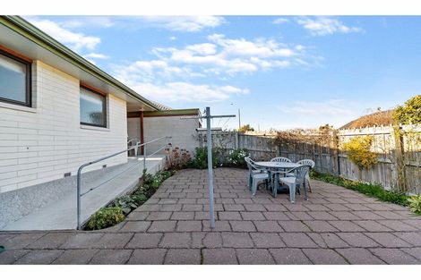 Photo of property in 2/200 Otipua Road, West End, Timaru, 7910