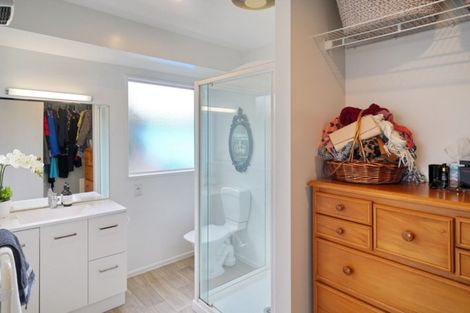 Photo of property in 1 Manahi Place, Woodend, 7610