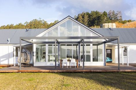 Photo of property in 81 Orokonui Road, Waitati, 9085