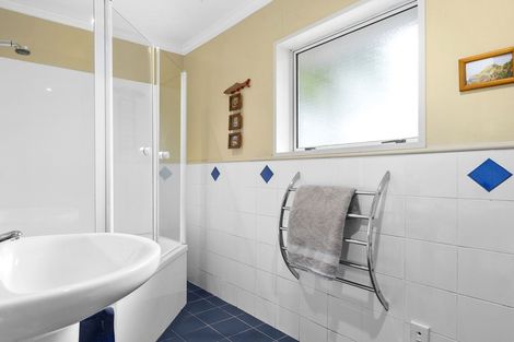 Photo of property in 17 Coach Road, Fairfield, Dunedin, 9018