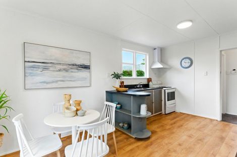 Photo of property in 12 Denbigh Place, Awapuni, Palmerston North, 4412