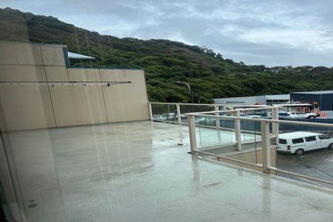 Photo of property in 3/4a Malvern Road, Ngauranga, Wellington, 6035