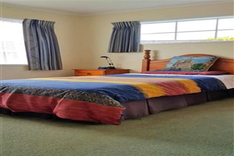 Photo of property in 22 Oriel Avenue, Tawa, Wellington, 5028