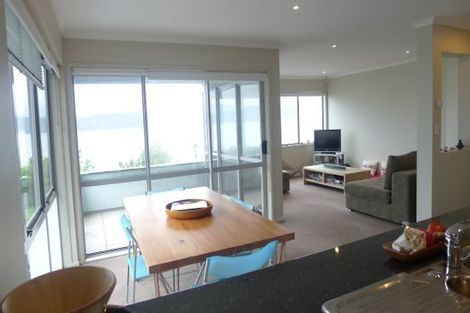 Photo of property in 2/275 Karaka Bay Road, Karaka Bays, Wellington, 6022