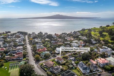Photo of property in 2a Takarunga Road, Devonport, Auckland, 0624