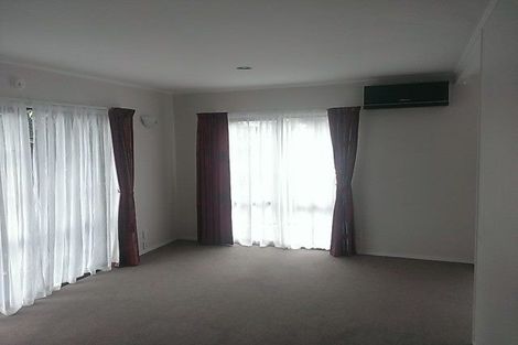 Photo of property in 2 Wesleydale Place, Papakura, 2110