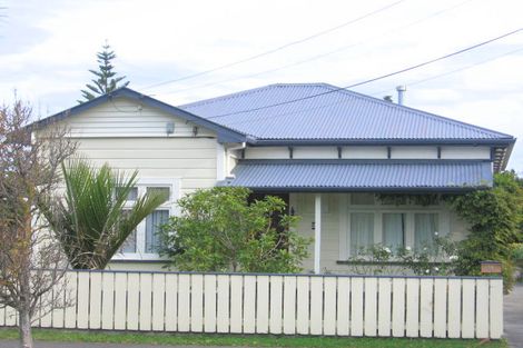 Photo of property in 25 Tama Street, Alicetown, Lower Hutt, 5010