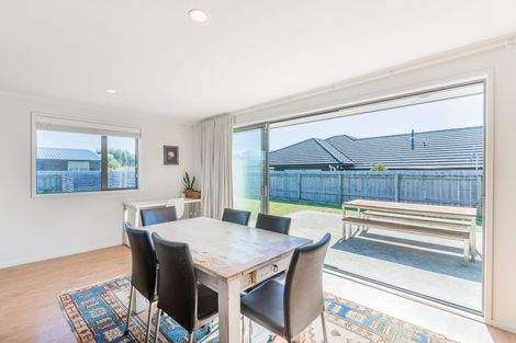 Photo of property in 79 Kotuku Drive, Paraparaumu Beach, Paraparaumu, 5032