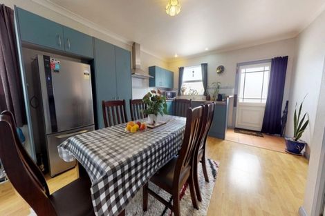 Photo of property in 7 Winchester Street, Levin, 5510