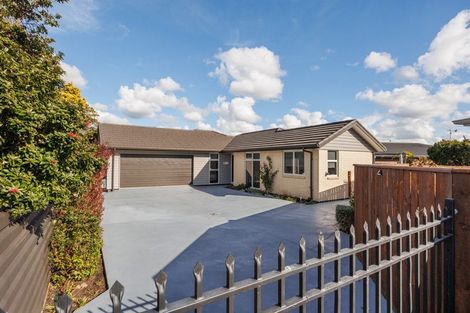 Photo of property in 7a Weber Place, Roslyn, Palmerston North, 4414
