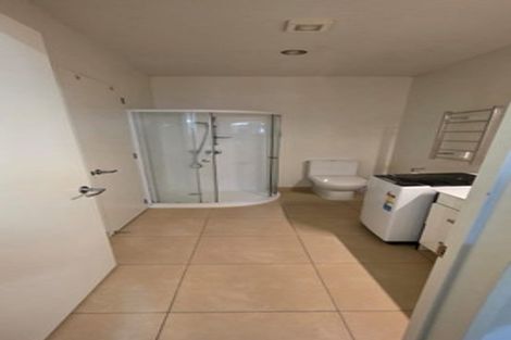 Photo of property in 5 Hazel Glen, Bayview, Auckland, 0629