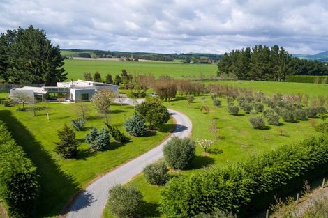 Photo of property in 18 Campbell Drive, Martinborough, 5711