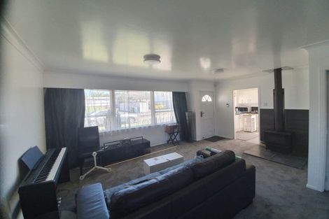 Photo of property in 2/18 Nelson Street, Papakura, 2110