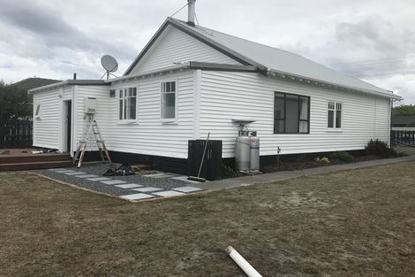 Photo of property in 16 Beach Road, Kaikoura, 7300