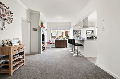 Photo of property in 27 Galloway Street, Mornington, Dunedin, 9011