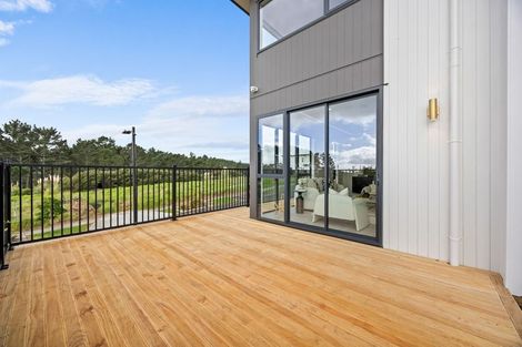 Photo of property in 17 Bremner Ridge Street, Flat Bush, Auckland, 2019