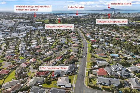 Photo of property in 126c Coronation Road, Hillcrest, Auckland, 0627