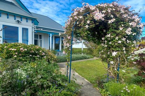 Photo of property in 172 Gladstone Road, Dalmore, Dunedin, 9010