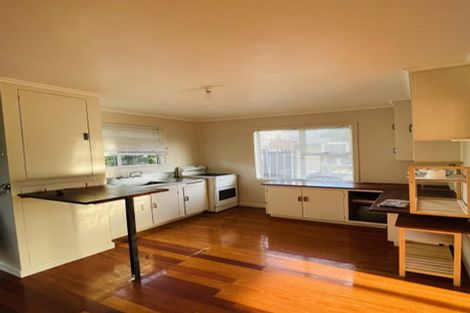 Photo of property in 9 Mcleod Road, Henderson, Auckland, 0612