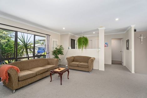 Photo of property in 9 Jacaranda Drive, Whitianga, 3510
