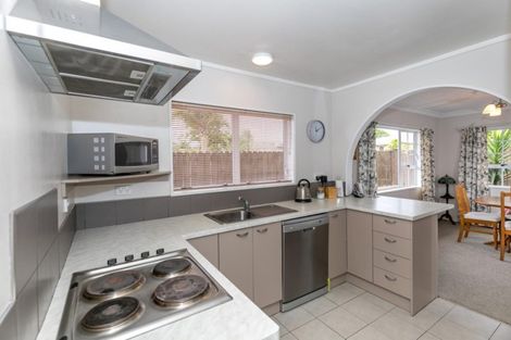 Photo of property in 19a Sandwich Road, St Andrews, Hamilton, 3200