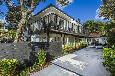 Photo of property in 24 Muritai Road, Milford, Auckland, 0620