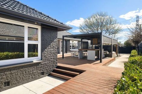 Photo of property in 15 Glencoe Street, Burnside, Christchurch, 8053