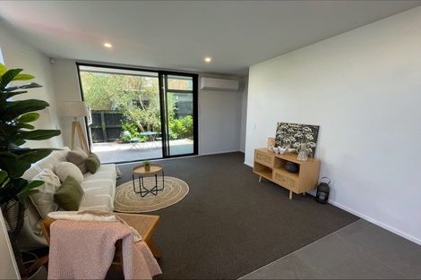 Photo of property in 1/27 Gracefield Avenue, Christchurch Central, Christchurch, 8013