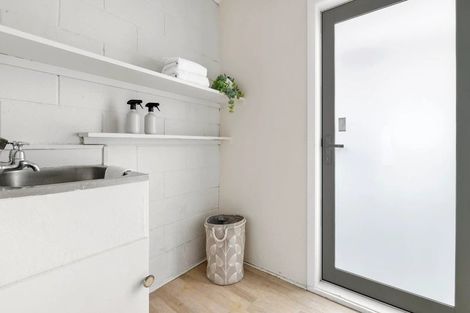 Photo of property in 1/14 Waipa Street, Birkenhead, Auckland, 0626