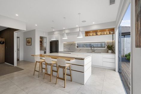 Photo of property in 64 Sandhurst Drive, Papamoa Beach, Papamoa, 3118