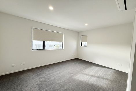 Photo of property in 52a Crestview Rise, Papakura, 2110