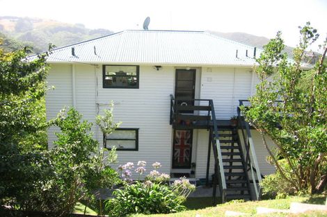 Photo of property in 6a Narbada Crescent, Khandallah, Wellington, 6035