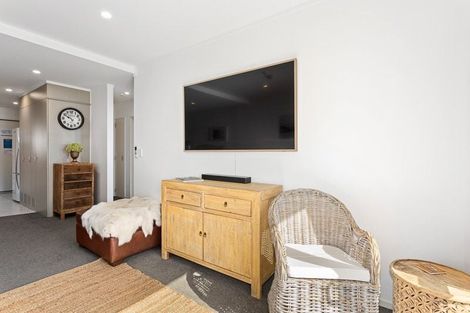 Photo of property in Beachpoint Apartments, 2/5 West End Road, Ohope, 3121